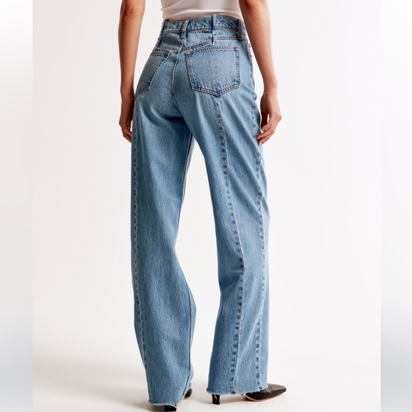 AF High Rise Loose Jeans - Picture 5 of 6